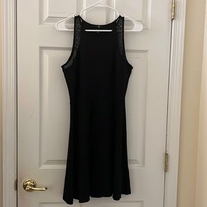 H&M Black Sleeveless Swing Dress